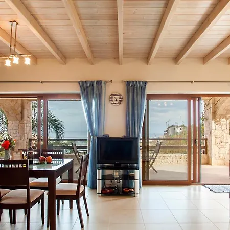 Luxury Pantheon Villa *